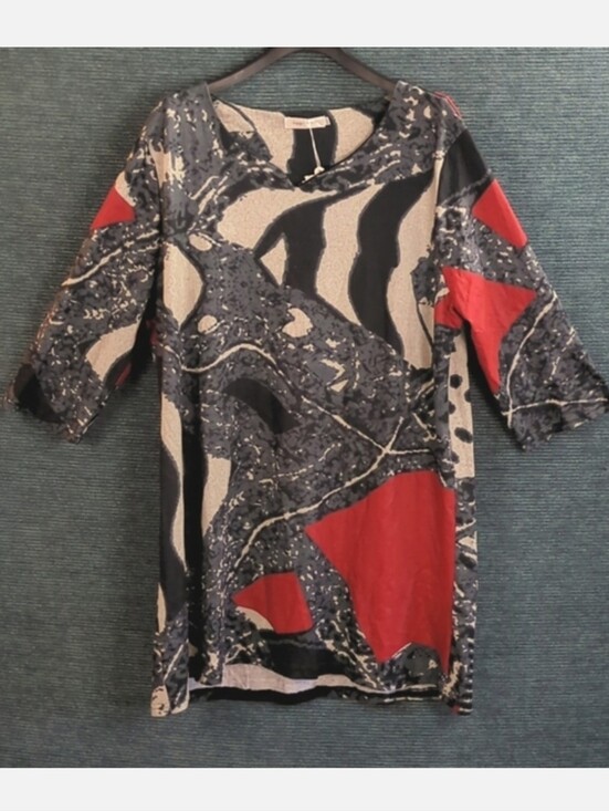 Simply Couture Dresses & Skirts - Simply Couture Plus Size Tunic 2X